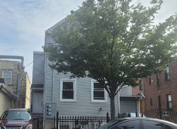  Delancy St