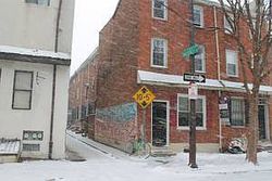  S 10th St