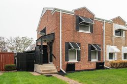  Geneva Ave