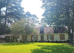  Chateau Dr
