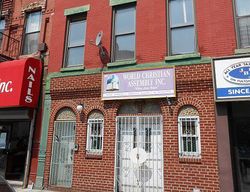  Fulton St