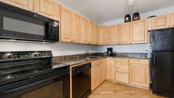  S Plymouth Ct Apt 120