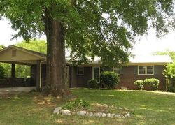  Maple Dr
