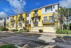  Nw 38th Cir