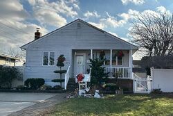  N Virginia Ave