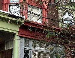  W Erie Ave
