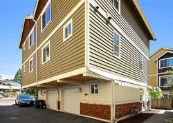  N 143rd St