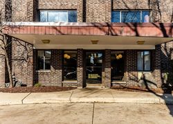  W Wilson Ave Unit 411