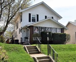  E Eckman St