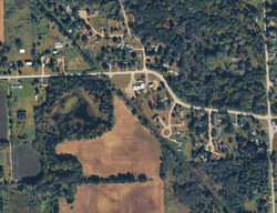  Russell Ln