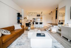  E Chestnut St Apt 15e