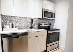  E Chestnut St Apt 3d