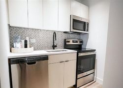 E Chestnut St Apt 14b
