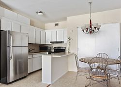  E Chestnut St Apt 22a