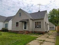  Forestview Ave