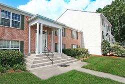  Plaza Gate Ln S Apt 2