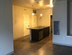  N Linn St Unit 202