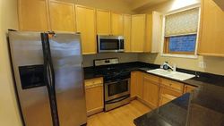  N Hudson Ave Apt 2