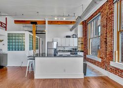  22nd St N Apt 411