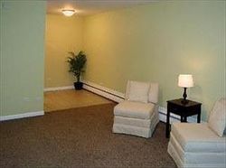  N Wolf Rd Apt C3