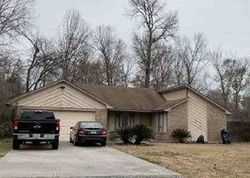  Red Oak Dr