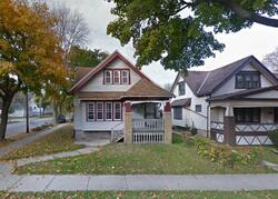  N Vel R Phillips Ave