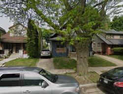  N 44th St