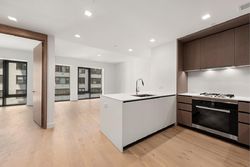  E 21st St Apt 6d