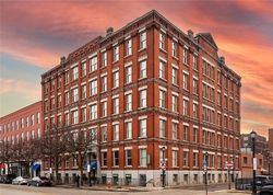  W Saint Clair Ave Apt