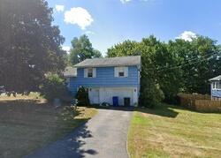  Meadowview Dr