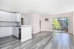  Burchett St Unit 217