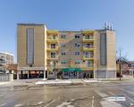  W Grand Ave Apt 208