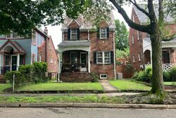  43rd Pl Nw