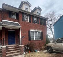  Van Duzer St