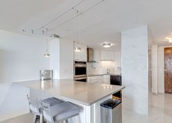  N Sheridan Rd Apt 20k