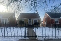  S Carpenter St