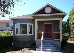  26th Ave S