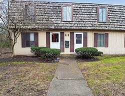 Mentor Ave Apt 212