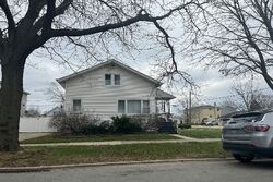  N 12th Ave