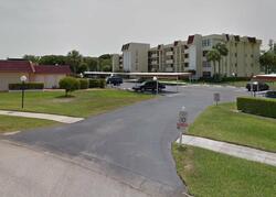  Barwood Ln N Apt 405