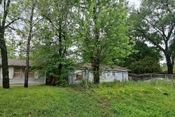  Highland Dr