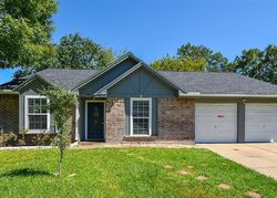  Pear Oak Dr