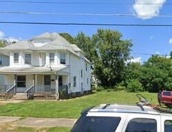  Willis Ave