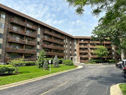  Lakeview Dr Apt 415