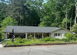  Nancy Ln Ne
