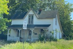  E Lincoln Ave