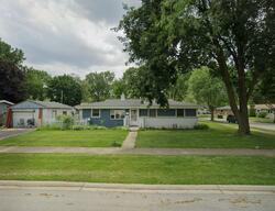  E Eisenhower Ave