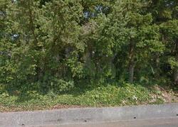  Ne 175th St