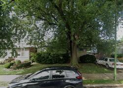  S Woodlawn Ave