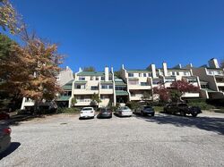 Valley Manor Rd Apt 3